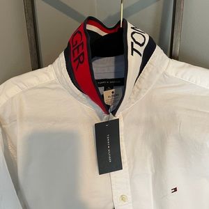 - NWT TOMMY HILFIGER dress shirt with polo collar XL